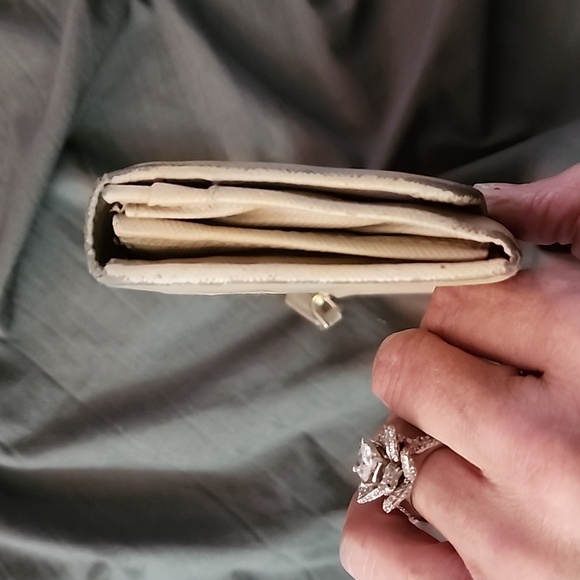 Prada double snap Soffiano nude/blush leather long wallet with ๐ COA ๐ - Picture 2 of 10